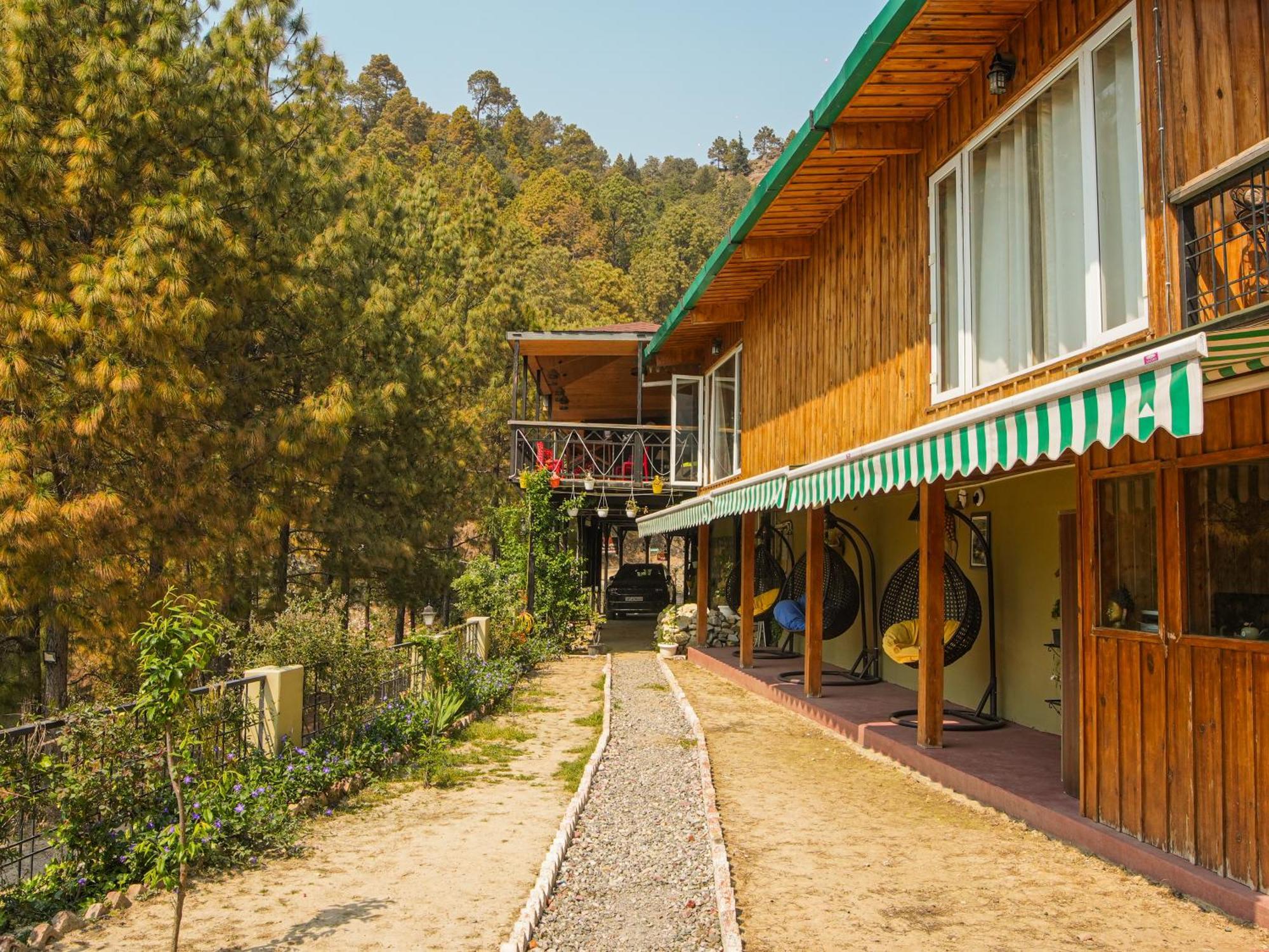Thehimalayanliving Whistling Pines Hotel Mukteshwar Exterior photo