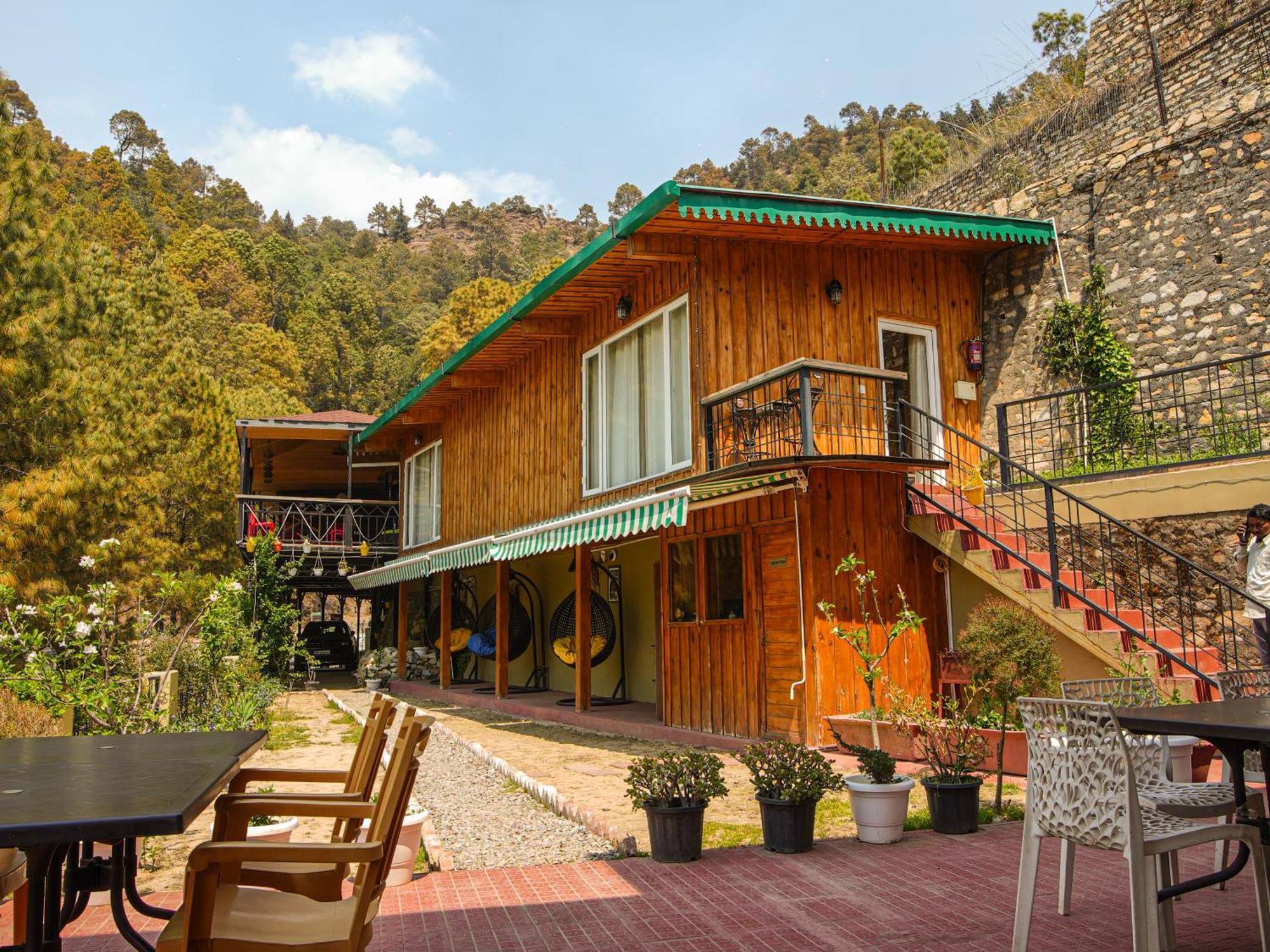 Thehimalayanliving Whistling Pines Hotel Mukteshwar Exterior photo