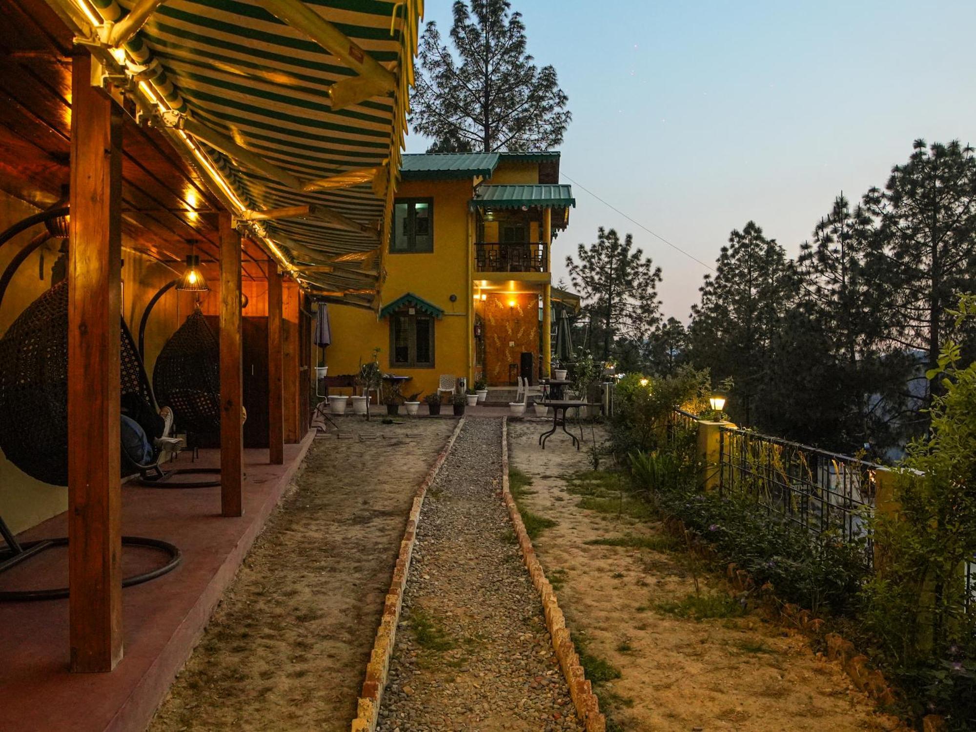 Thehimalayanliving Whistling Pines Hotel Mukteshwar Exterior photo