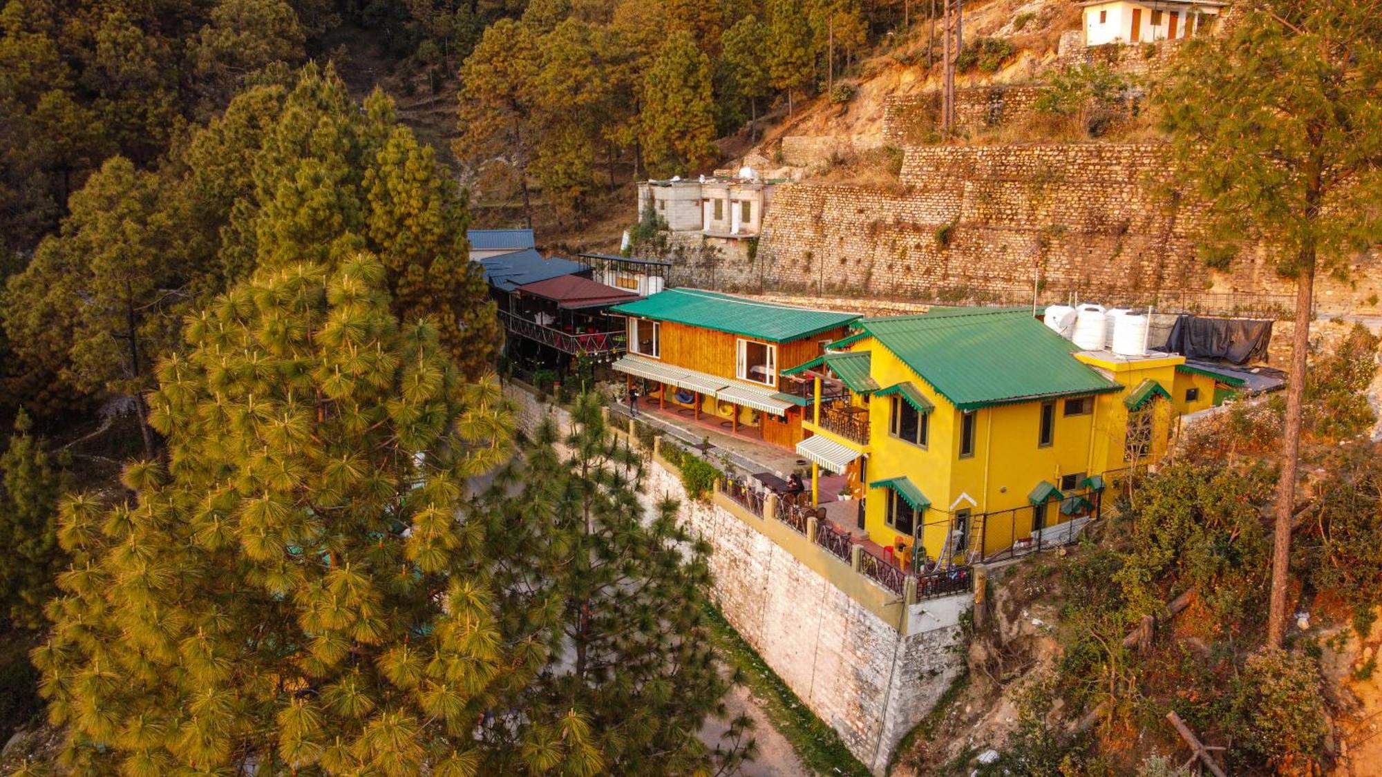 Thehimalayanliving Whistling Pines Hotel Mukteshwar Exterior photo