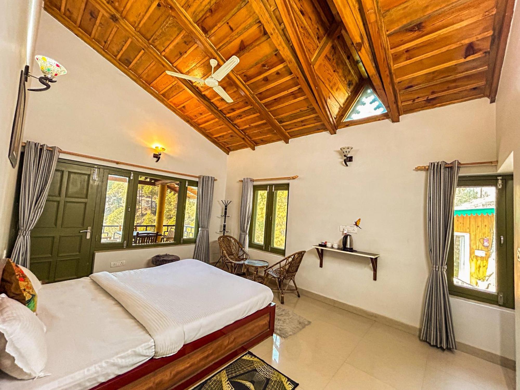 Thehimalayanliving Whistling Pines Hotel Mukteshwar Exterior photo