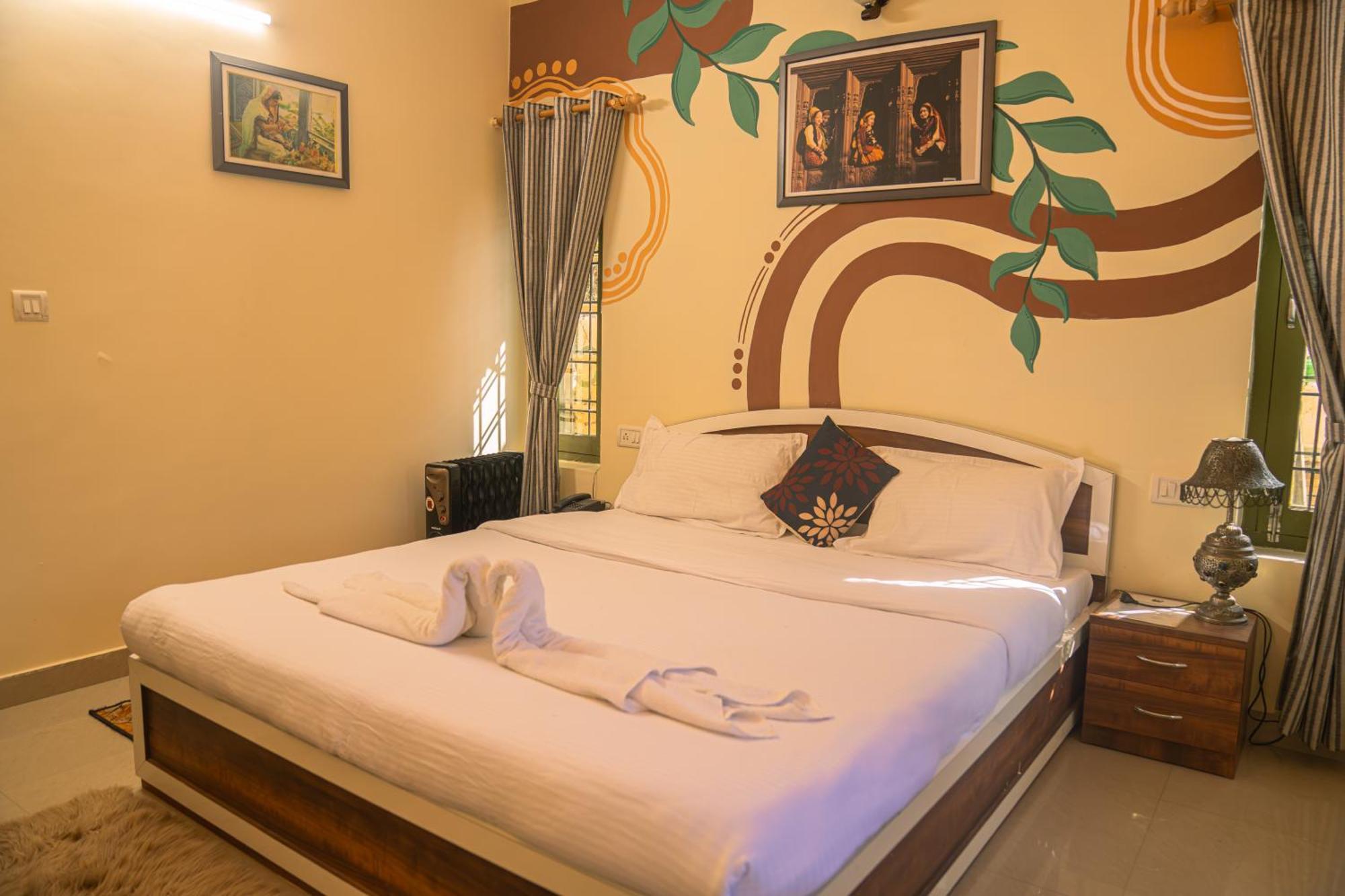 Thehimalayanliving Whistling Pines Hotel Mukteshwar Exterior photo